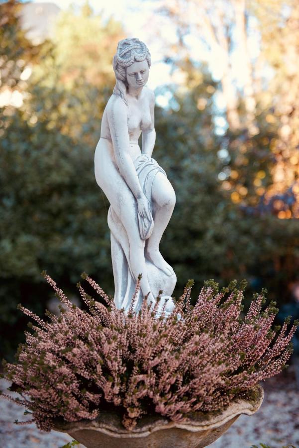 Villa Am Suedpark Bad Nauheim Bagian luar foto